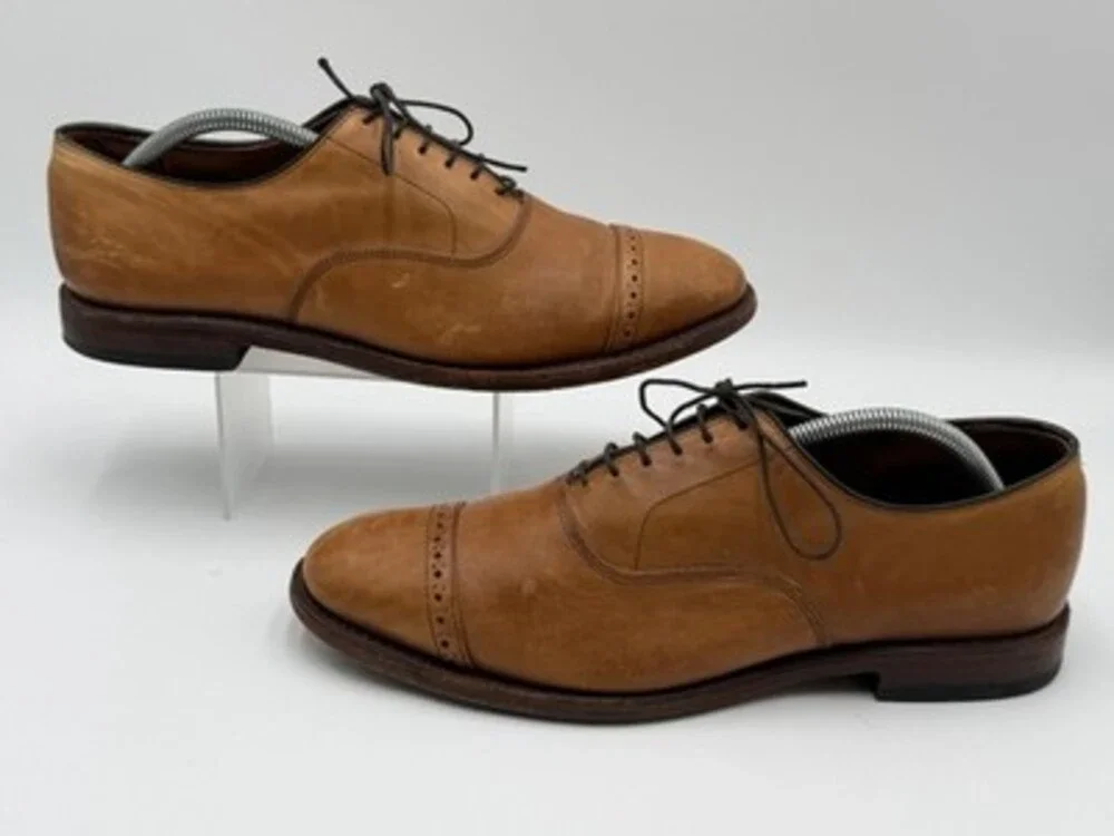 Allen Edmonds Fifth Avenue Men's Size 9 3E Leather Cap-Toe Oxfords  Walnut
